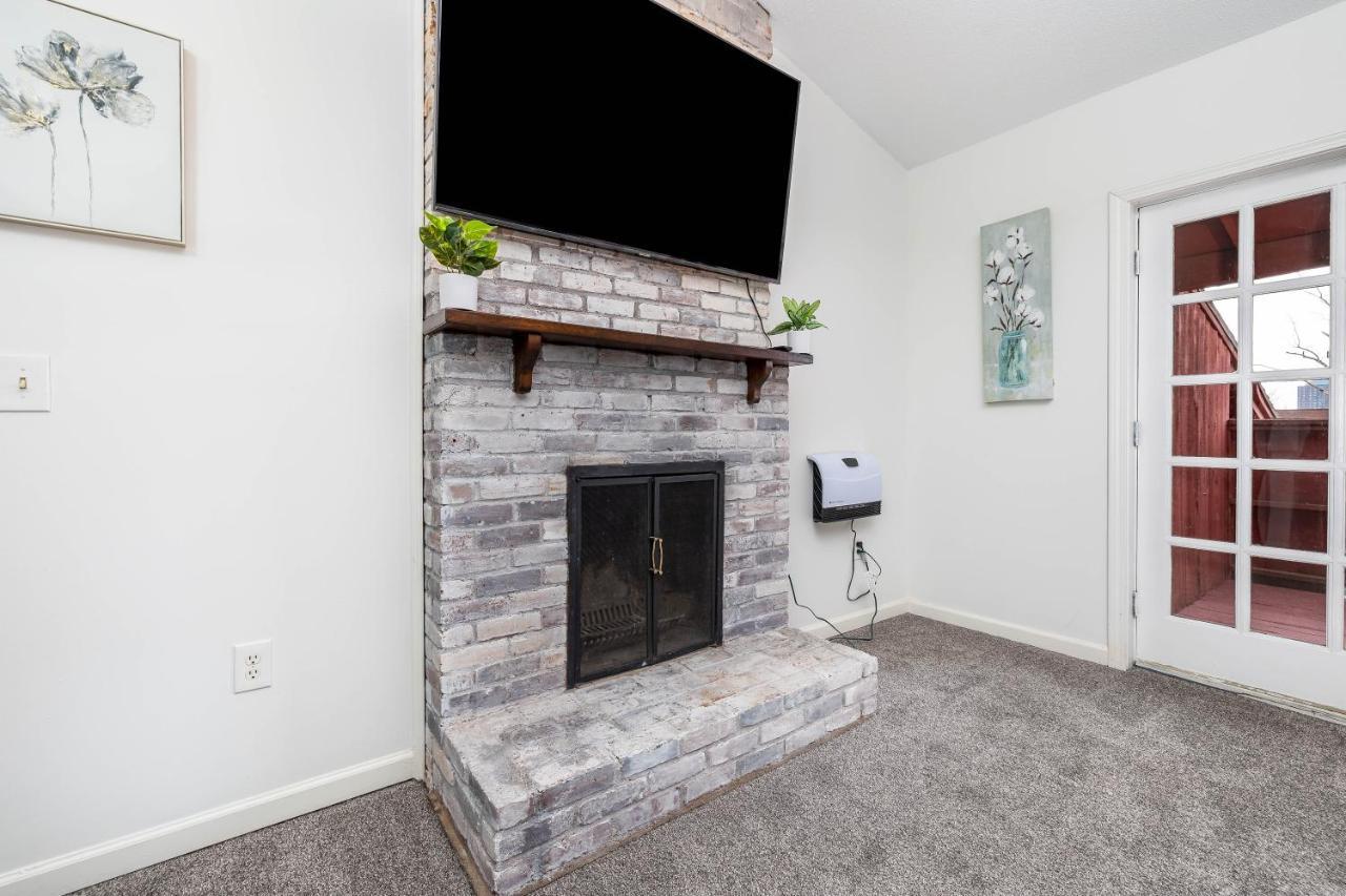 Exquisite Downtown Loft Apartment Hartford Exterior photo